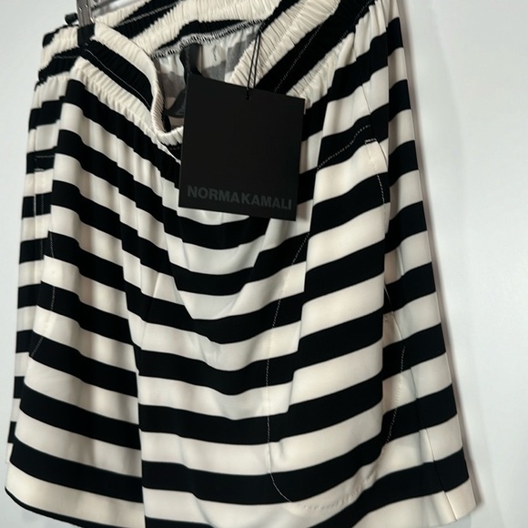 NEW Norma Kamali Boyfriend Elephant Sweat Short 3/4 Stripe Black White Size XS - Picture 6 of 7
